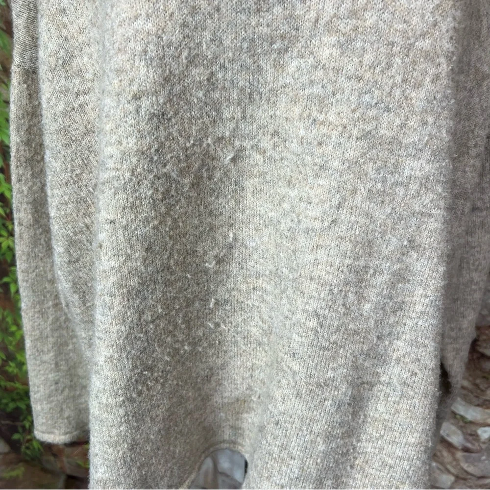 DREAMERS BY DEBUT Cabincore Chunky Beige Cozy Turtleneck Sweater, L - Picture 10 of 12